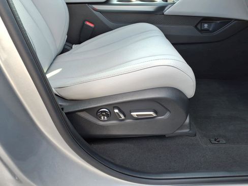 Certified 2025 Acura MDX SH-AWD w/ Technology Package image 15