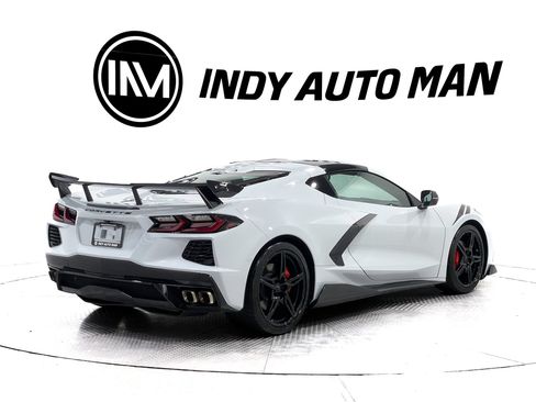 Used 2022 Chevrolet Corvette Stingray Preferred Cpe w/ Battery Protection Package RWD image 4