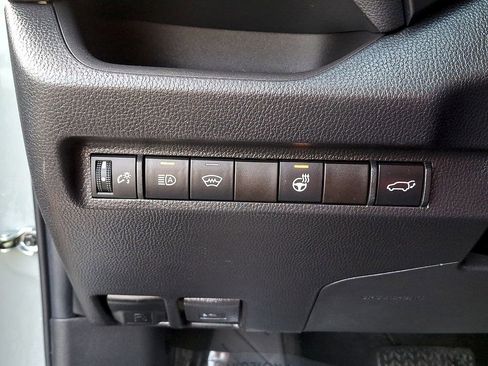 Used 2023 Toyota RAV4 XLE w/ Convenience Package image 24