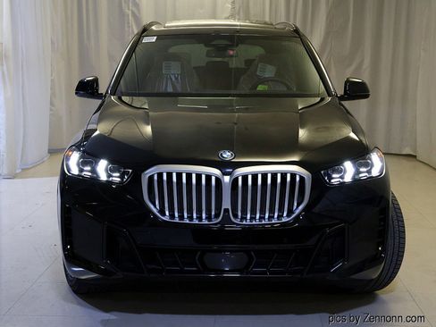 New 2026 BMW X5 xDrive50e w/ M Sport Package image 5