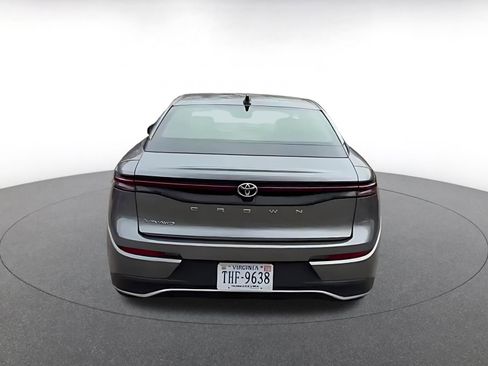 Used 2025 Toyota Crown XLE image 8