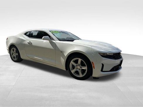 Used 2024 Chevrolet Camaro LT image 8