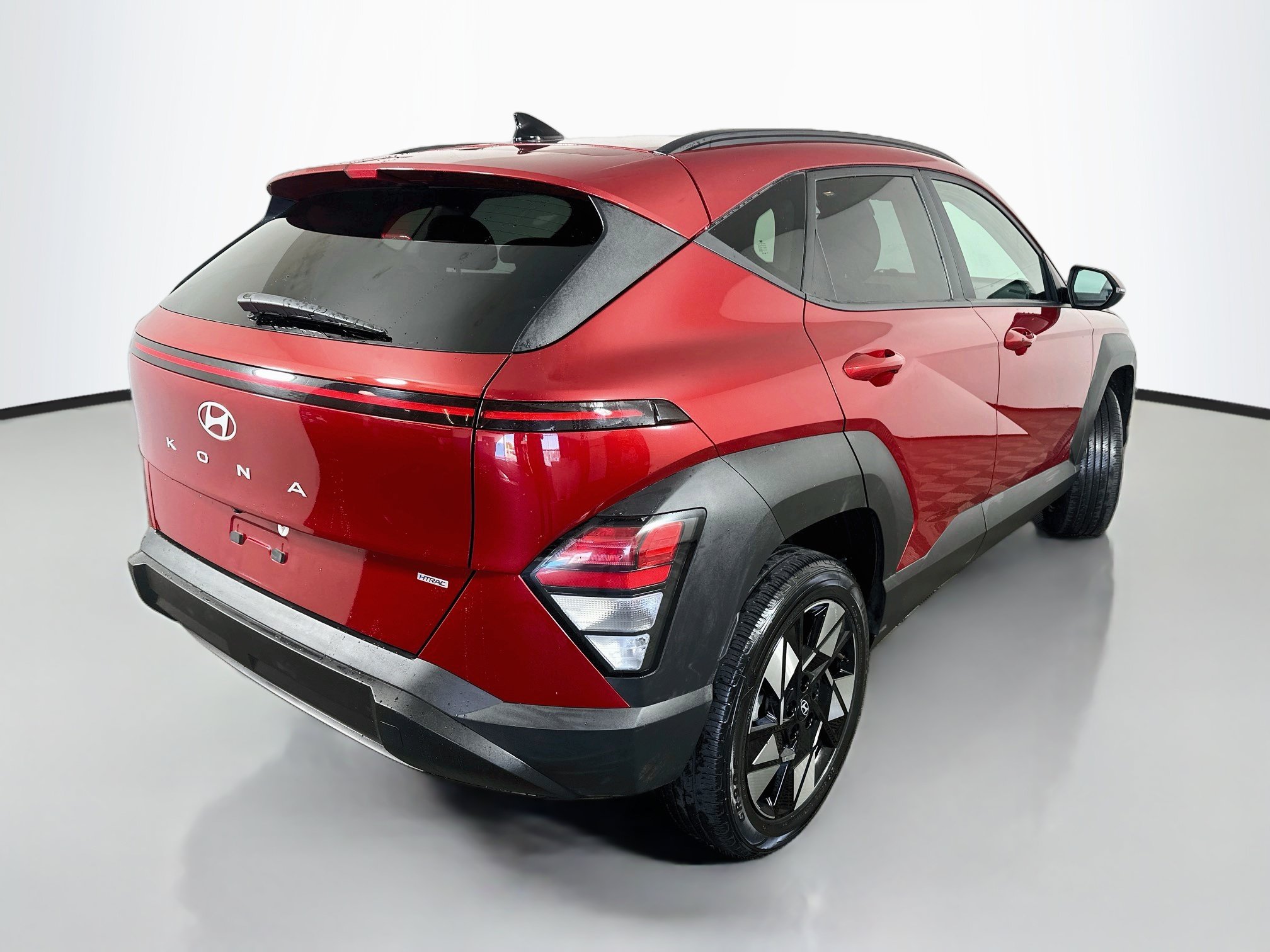 Certified 2025 Hyundai Kona SEL AWD/4WD image 7