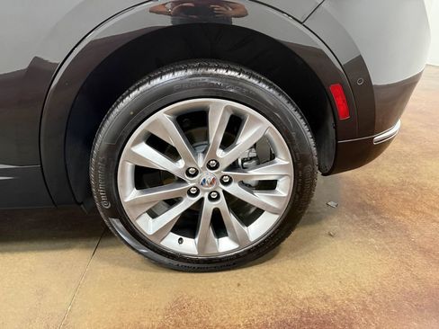 Used 2023 Buick Envision Avenir AWD/4WD image 88