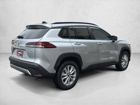 New 2026 Toyota Corolla Cross LE image 5