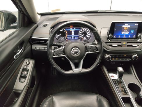 Used 2021 Nissan Altima 2.0 SR FWD image 22