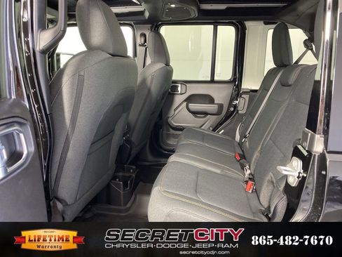 New 2026 Jeep Wrangler Unlimited Sport image 31