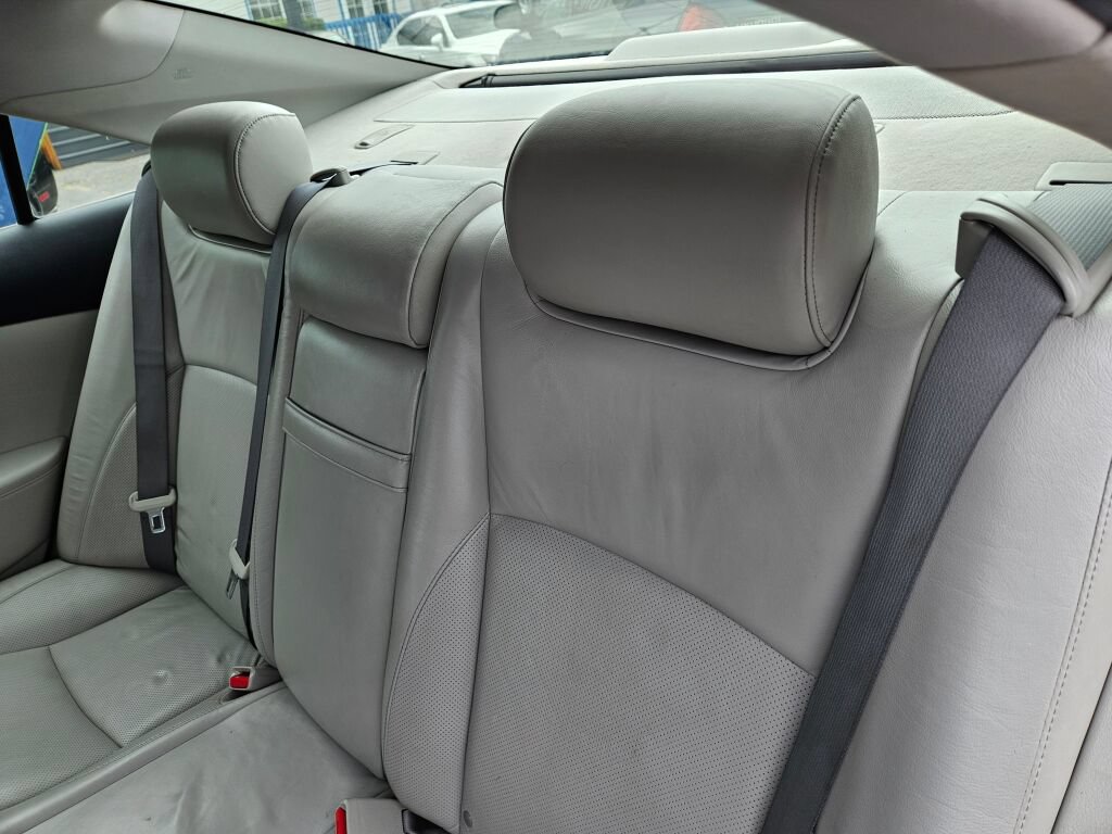 Used 2007 Lexus ES 350 w/ Premium Plus Pkg FWD image 12