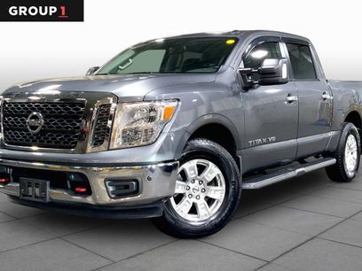 Used 2018 Nissan Titan SV w/ SV Convenience Package