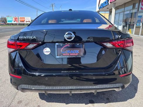Used 2021 Nissan Sentra SV w/ SV Premium Package FWD image 39