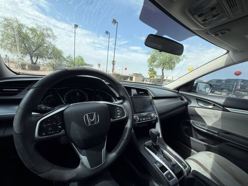Used 2016 Honda Civic EX-T image 12