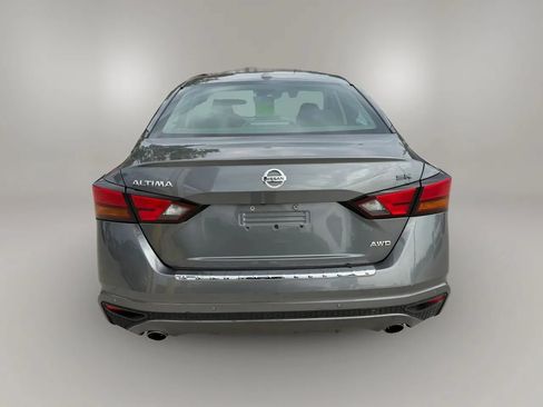 Used 2020 Nissan Altima 2.5 SR w/ Premium Package AWD/4WD image 6