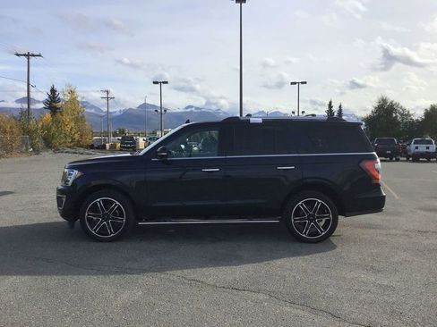 Used 2021 Ford Expedition Limited image 1