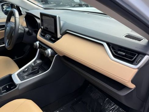 Certified 2025 Toyota RAV4 XLE Premium AWD/4WD image 17
