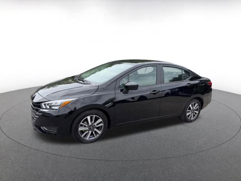 Used 2025 Nissan Versa SV FWD image 7