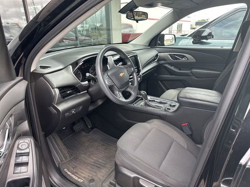 Used 2018 Chevrolet Traverse LS FWD image 6