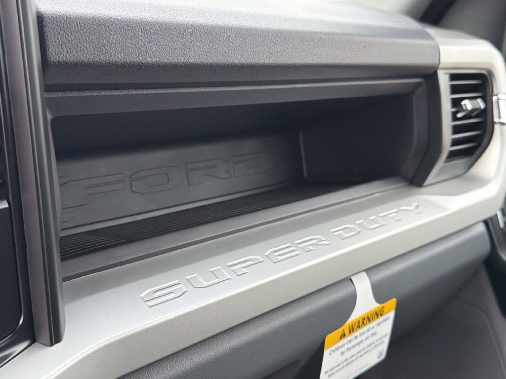 New 2026 Ford F550 2WD Crew Cab image 30