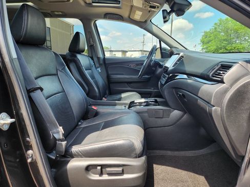 Used 2017 Honda Pilot Elite image 15