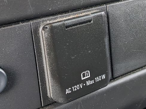 Used 2019 Chevrolet Express 2500 RWD image 29