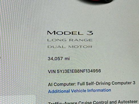 Used 2022 Tesla Model 3 Long Range AWD/4WD image 28