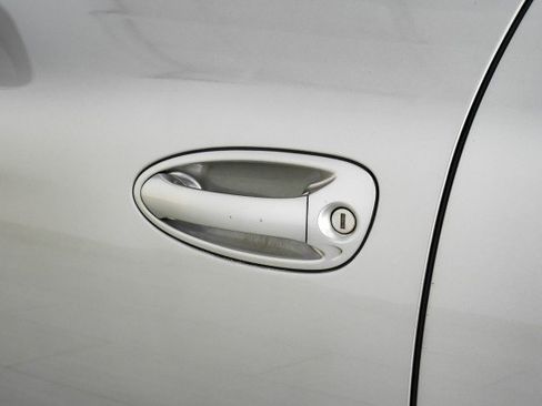 Used 2010 Porsche Panamera S RWD image 40