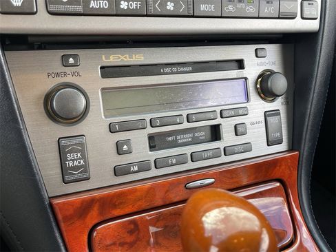 Used 2003 Lexus SC 430 Convertible image 25