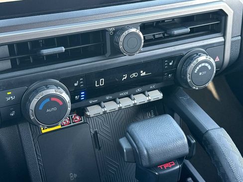 Certified 2025 Toyota 4Runner TRD Off-Road Premium w/ Tow Technology Package AWD/4WD image 21