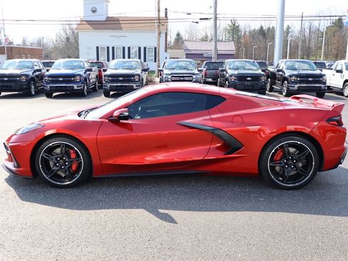 Used 2021 Chevrolet Corvette Stingray Preferred Cpe w/ Z51 Performance Package image 14