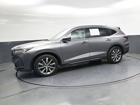 Used 2025 Acura MDX FWD w/ Technology Package image 12