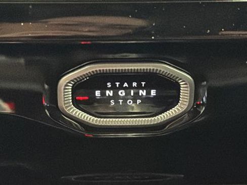 New 2026 Jeep Grand Cherokee Altitude AWD/4WD image 23