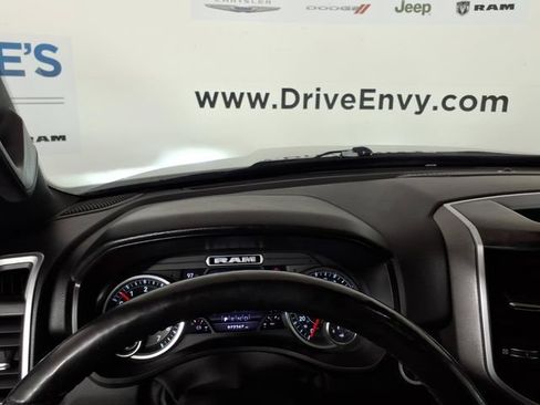 Used 2020 RAM 1500 Big Horn AWD/4WD image 27