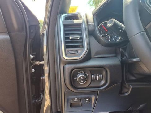 Used 2026 RAM 1500 Laramie AWD/4WD image 17