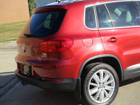 Used 2016 Volkswagen Tiguan SE AWD/4WD image 42