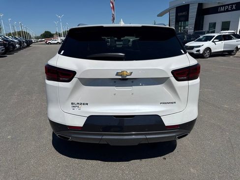 Used 2023 Chevrolet Blazer Premier w/ Driver Confidence II Package FWD image 4
