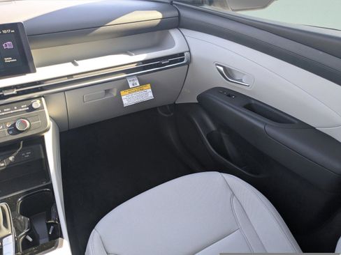 New 2026 Hyundai Tucson SE FWD image 17