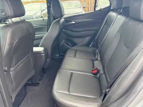 Used 2024 Buick Encore GX Sport Touring FWD image 27