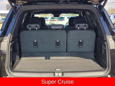 New 2026 Buick Enclave Avenir w/ Super Cruise Package FWD image 9