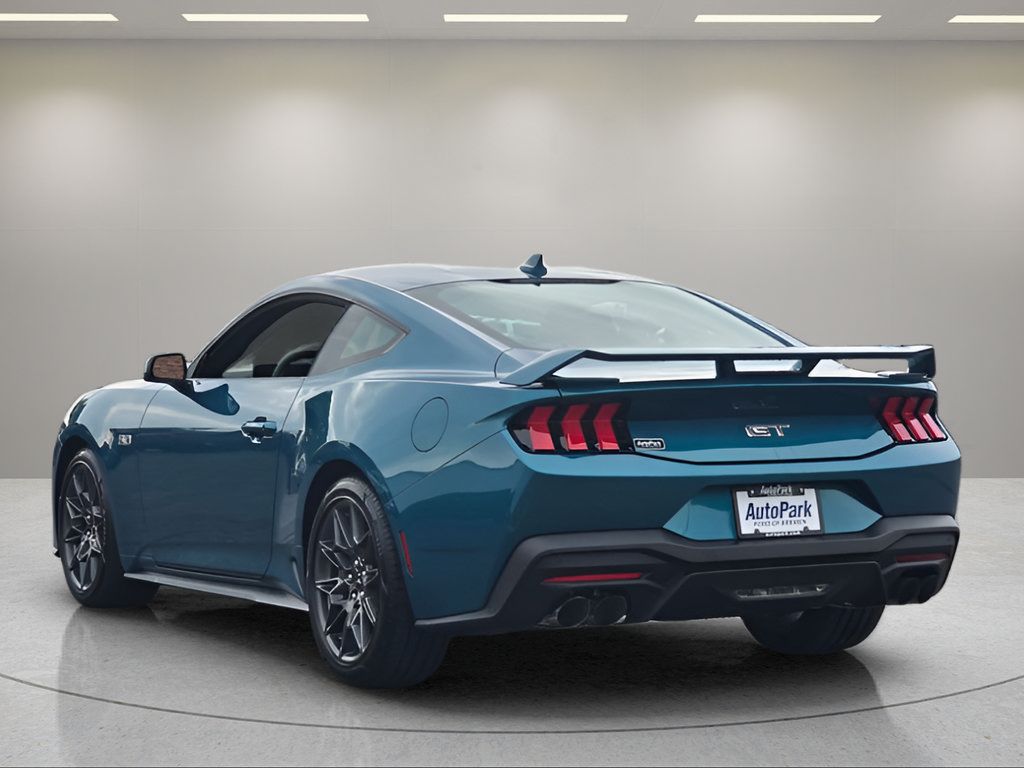 New 2026 Ford Mustang GT Premium w/ GT Performance Package RWD image 5