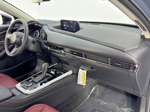 Used 2025 MAZDA CX-30 AWD 2.5 S w/ Preferred Package image 14
