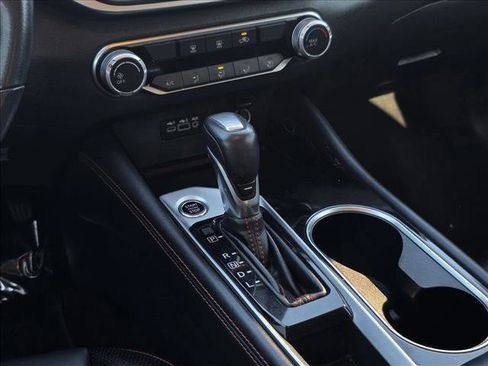 Used 2024 Nissan Altima 2.5 SR image 23