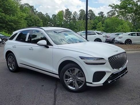 Used 2024 Genesis GV70 3.5T Sport AWD/4WD image 2