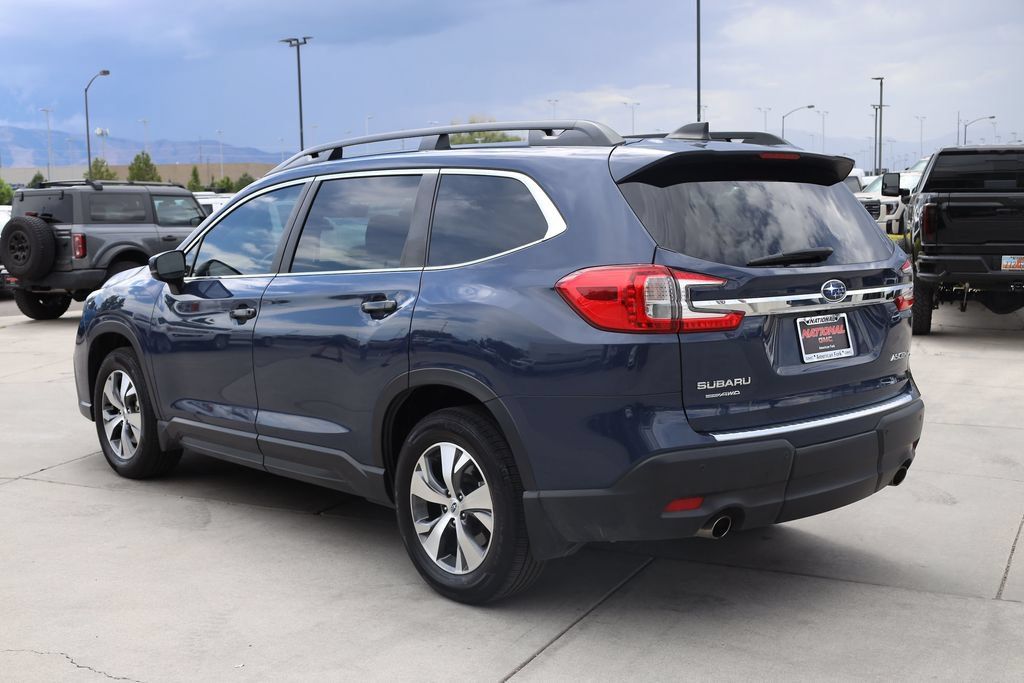 Used 2024 Subaru Ascent Premium w/ Convenience Package AWD/4WD image 4