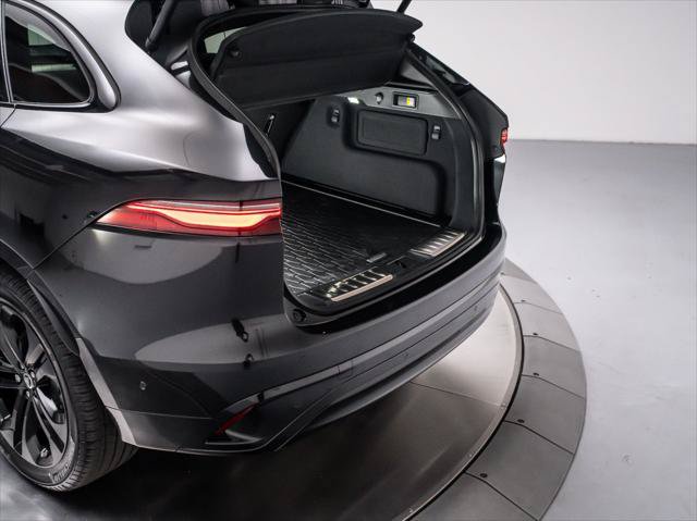 New 2026 Jaguar F-PACE R-Dynamic S AWD/4WD image 32