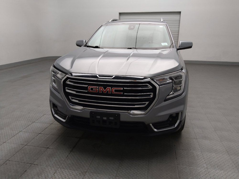Used 2024 GMC Terrain SLT AWD/4WD image 15