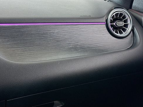 Used 2023 Mercedes-Benz GLA 250 4MATIC image 16