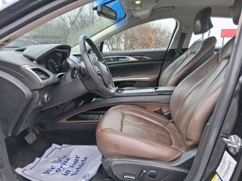 Used 2013 Lincoln MKZ FWD image 13