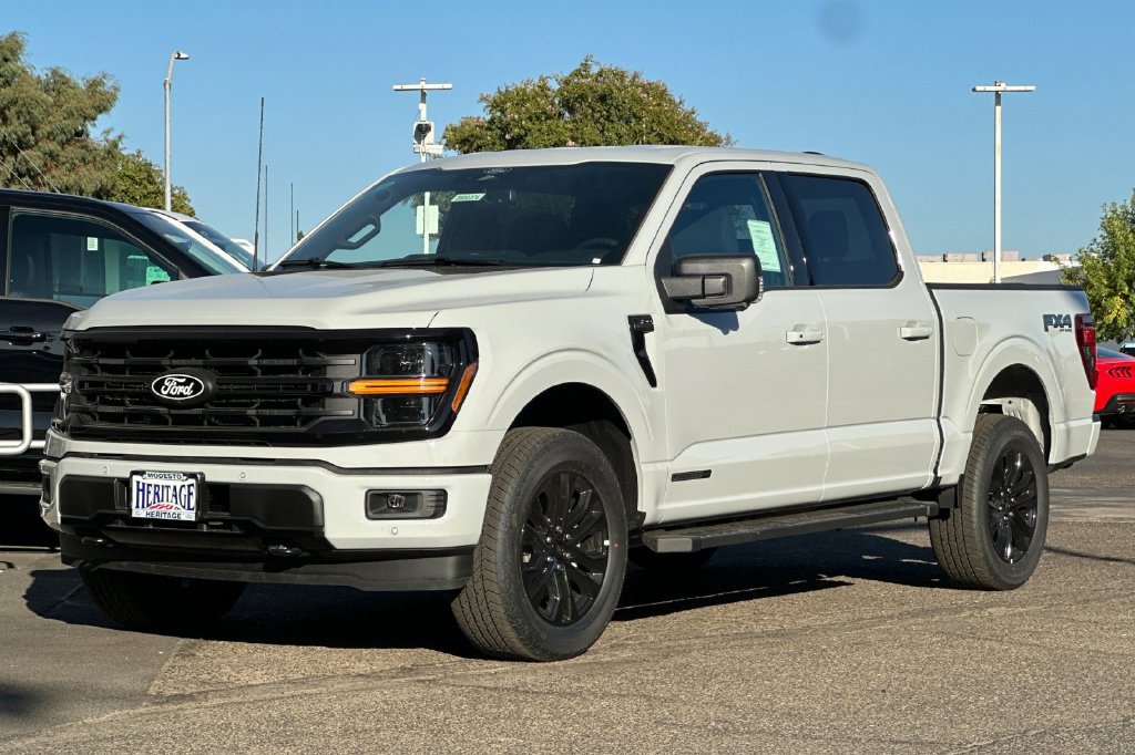 New 2026 Ford F150 XLT w/ Equipment Group 302A MID AWD/4WD image 8