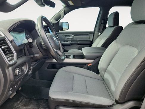 Used 2021 RAM 1500 Big Horn image 9