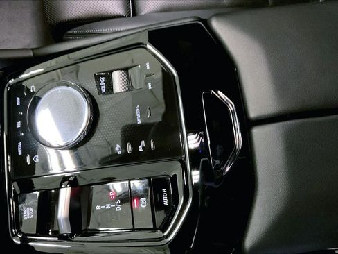 Certified 2025 BMW 530i 530i image 15