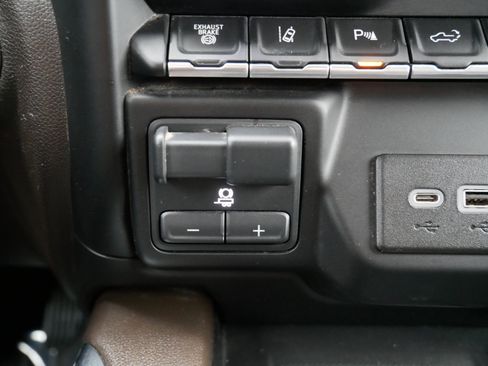 Certified 2022 GMC Sierra 2500 Denali image 25